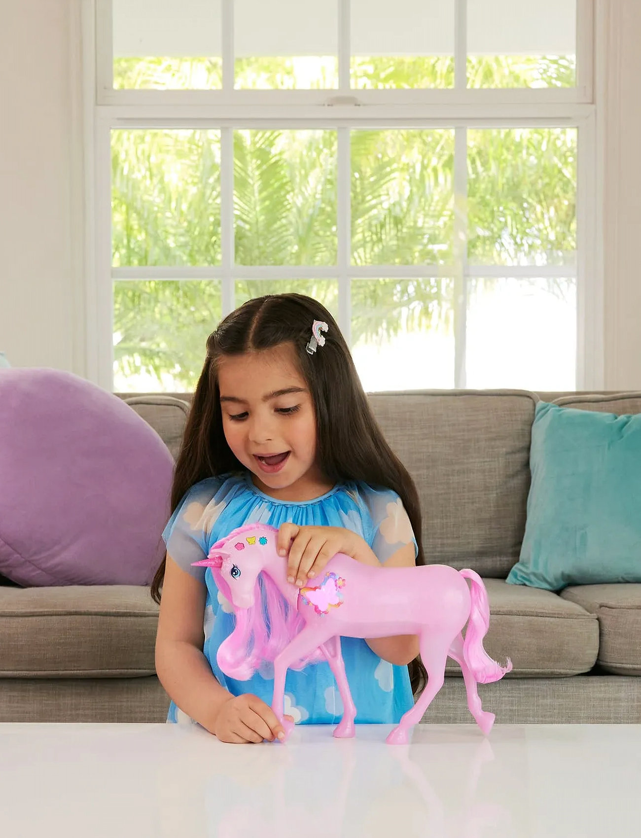 Barbie Sparkle Lights Toy Unicorn With 20 Interactive Combos Of Lights, Sounds & Music, One Size, Multi/patterned, Legesæt & Actionfigurer > Dyr, Børn