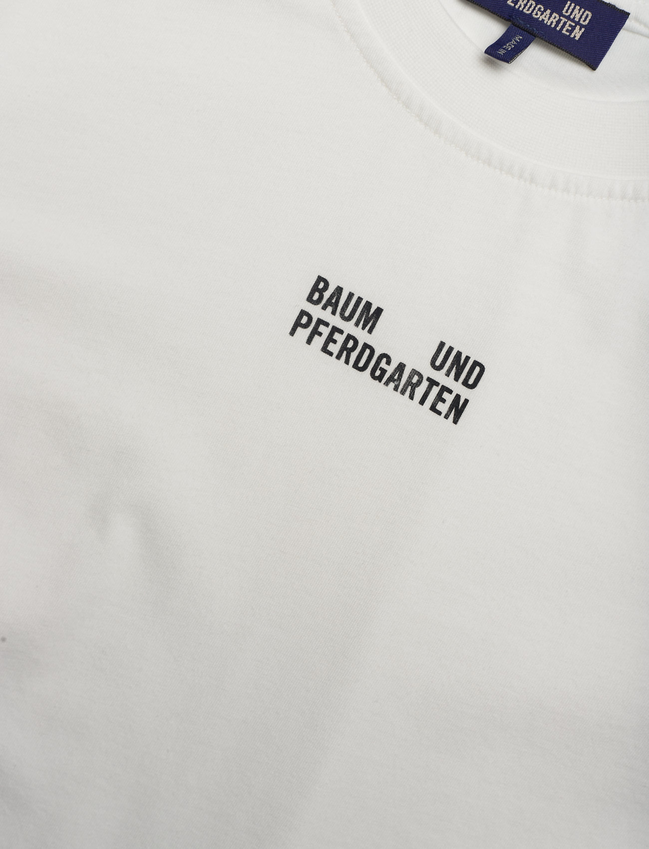 Baum und Pferdgarten - JALONA - t-shirts - white - 2