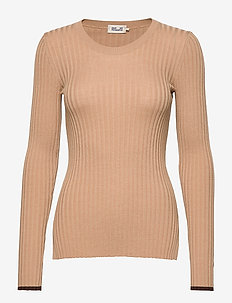 CAROLYN - COOL CAMEL