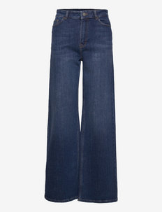 Wide leg jeans | Trendy collections at 
