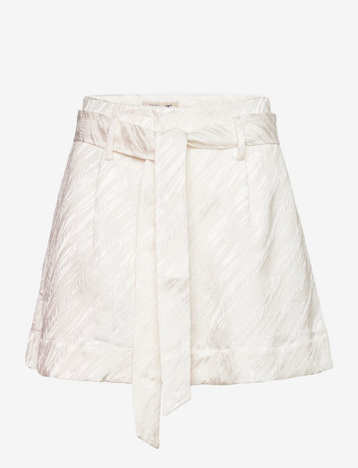 NANDA - casual shorts - diagonal white