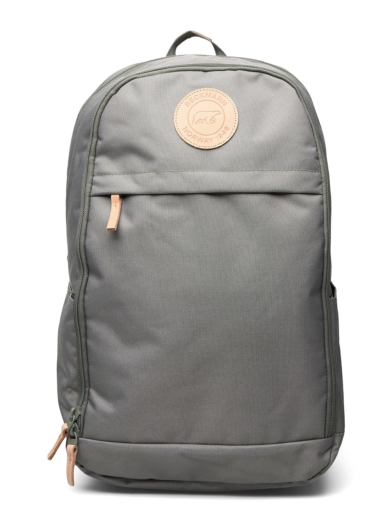 Urban 30L - Foggy Green Accessories Bags Backpacks Grey Beckmann Of Norway