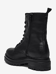 bianco laced up boot