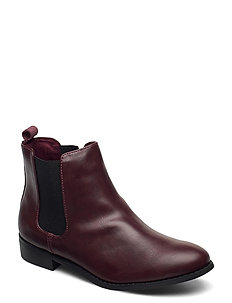 dillards uggs womens boots