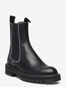 chelsea boots size 10