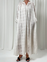 Birgitte Herskind - Karma Dress - skjortklänningar - white - 0