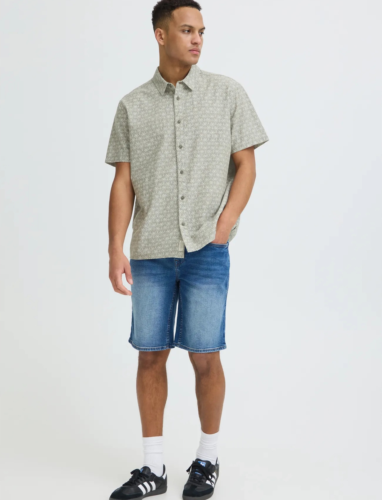 Blend Bhaban Shirt Print, M, Khaki green, Shirts > Pattern Shirts, Herre