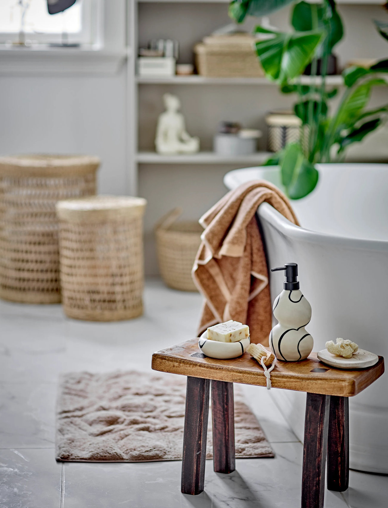 Bloomingville Minna Soap Dispenser, Ø 9.5 cm, Cream, Badeværelsesinteriør > Sæbepumper Og Sæbekopper, Unisex