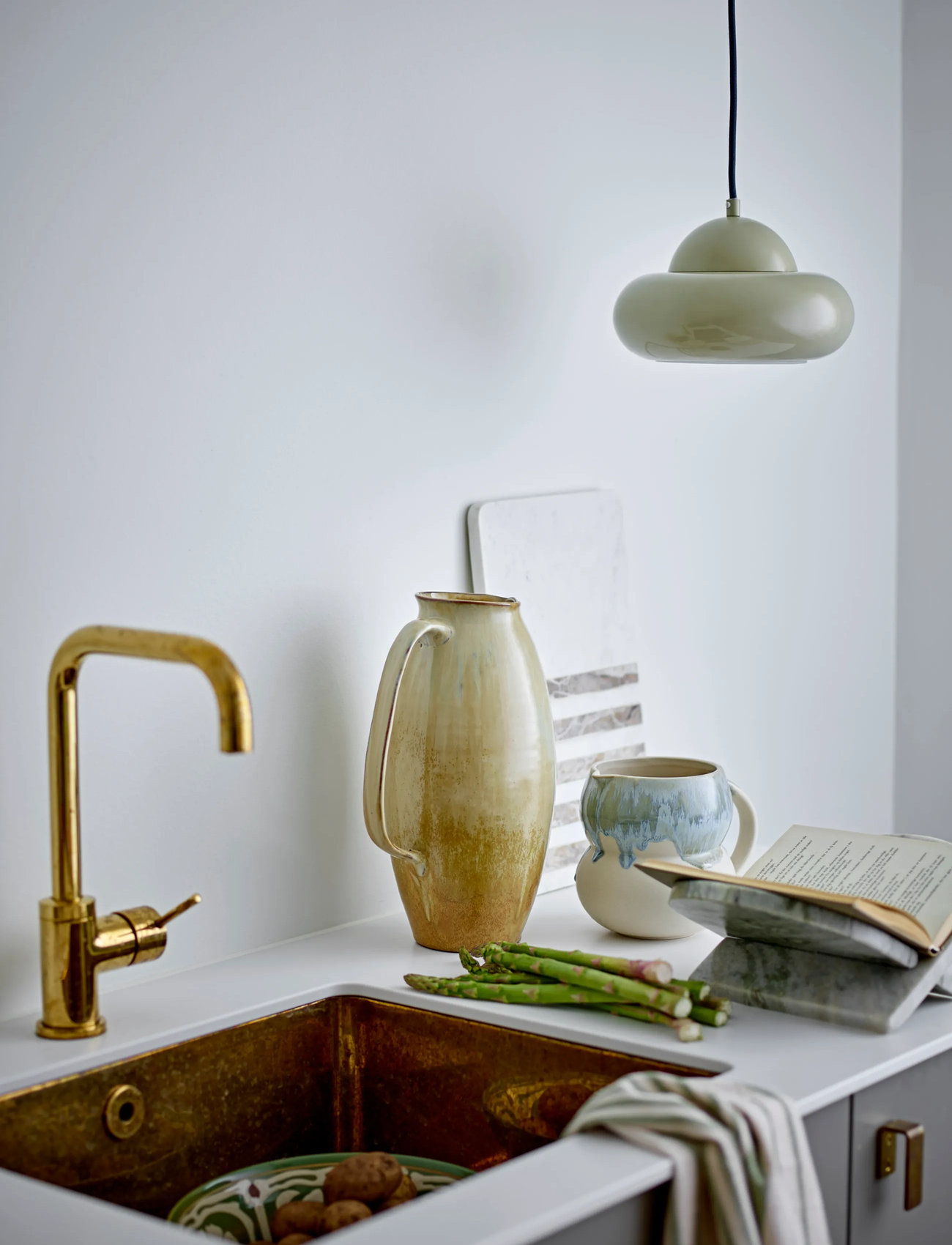 Bloomingville Bubble Pendant Lamp, Ø 22 cm, Green, Loftslamper > Pendellamper, Unisex