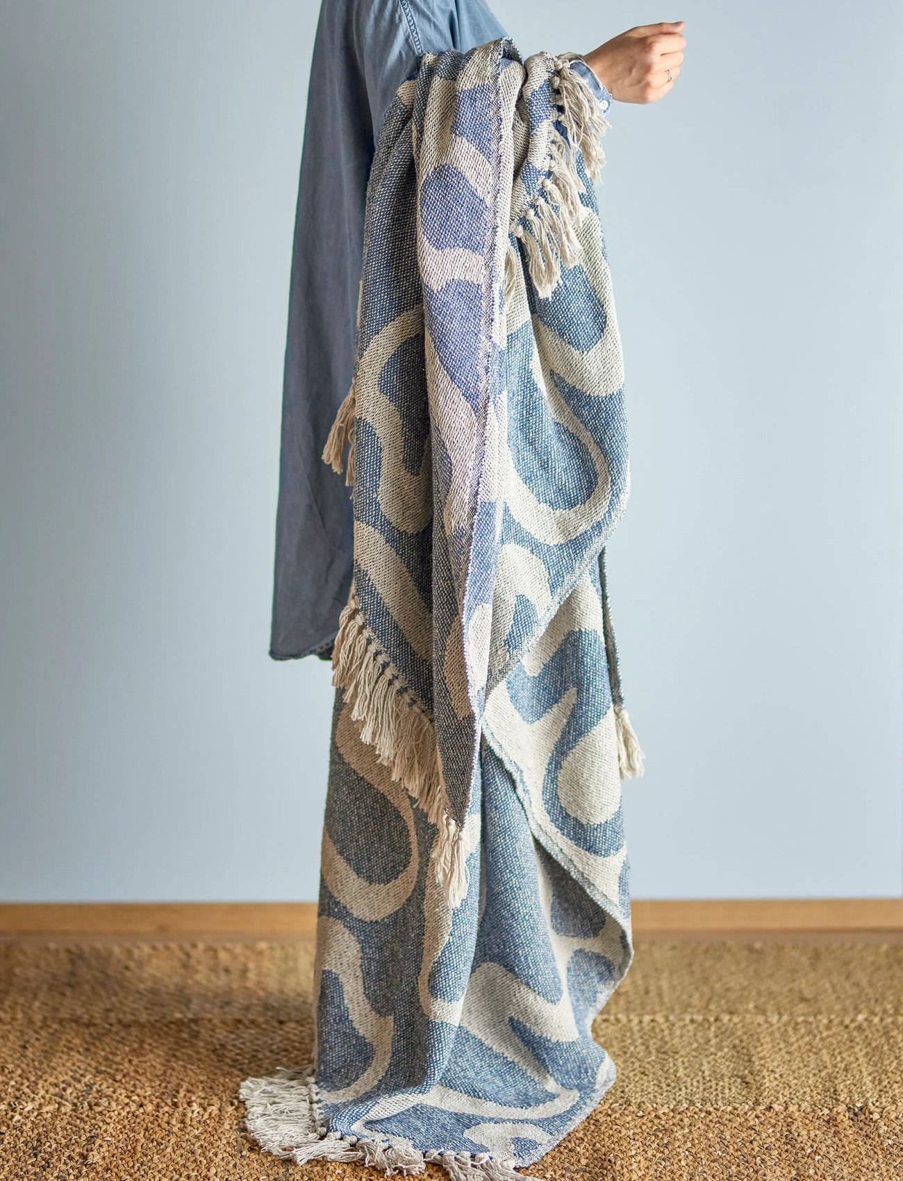 Bloomingville Salobre Throw, 160X130 cm, Blue, Puder & Tæpper > Tæpper & Plaider, Unisex
