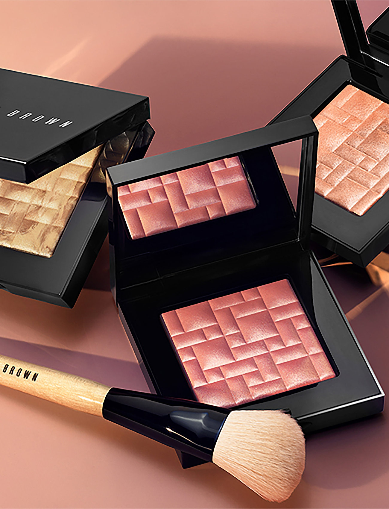 Bobbi Brown Highlighting Powder (Pink Glow) 499 kr