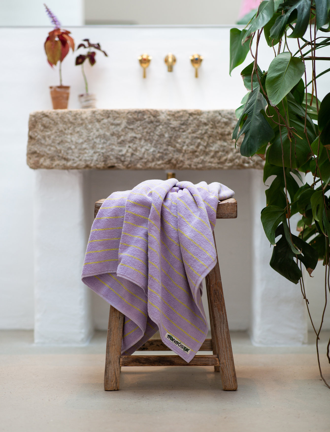 Bongusta Naram Hand Towel, 80X50 cm, Purple, Håndklæder & Badehåndklæder > Gæstehåndklæder, Unisex