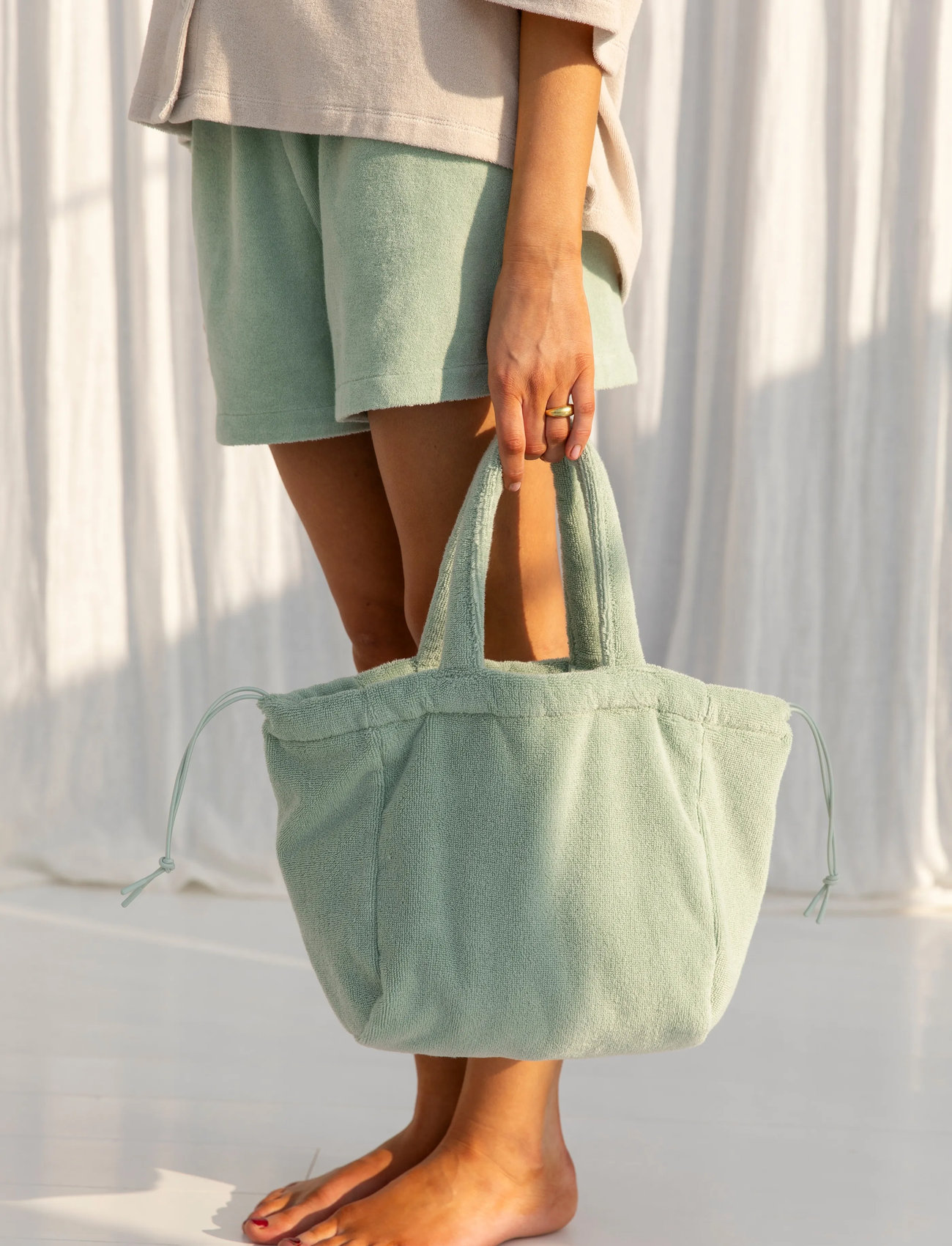 Bongusta Naram Handbag Small, S 26 cm, Green, Tasker > Shoppere, Dame