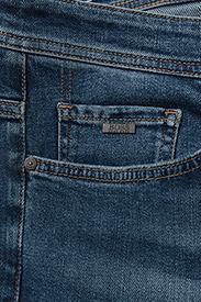 BOSS - Taber BC-C - tapered jeans - medium blue - 6