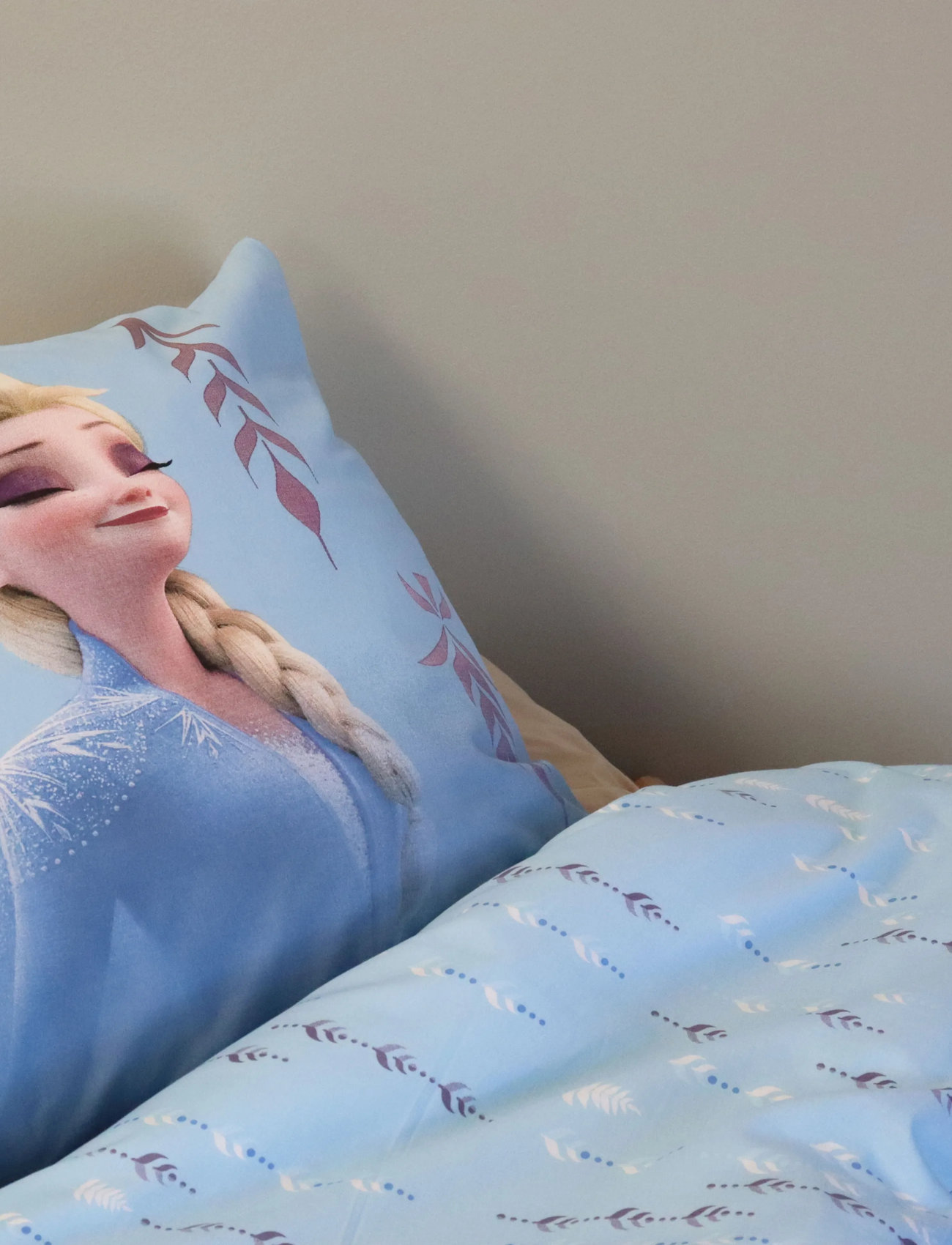 Frost Bed Linen Senior Frozen 1939 - 140X200, 60X63 cm, 140X200.60X63 cm, Blue, Søvntid > Sengelinned, Børn