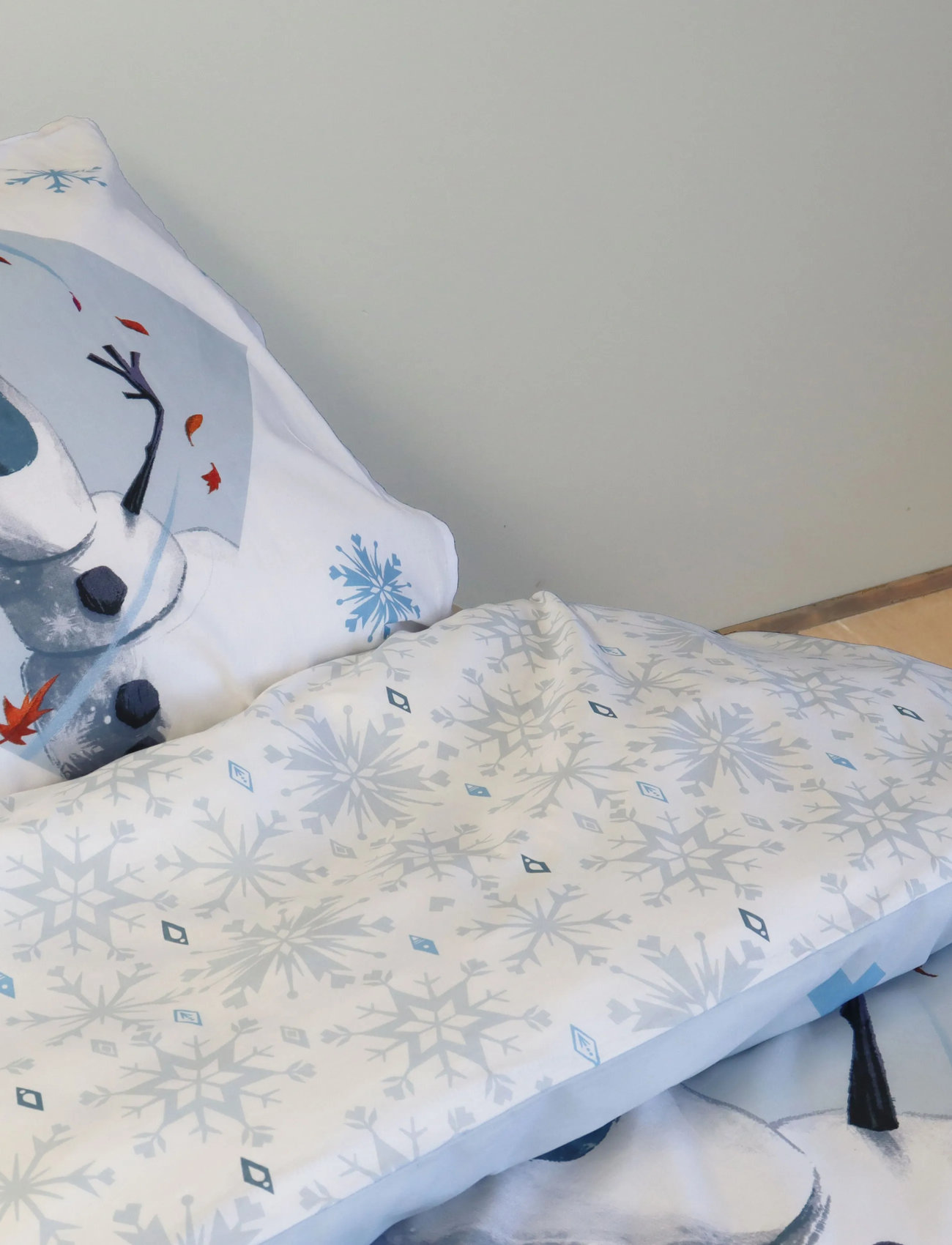 Frost Bed Linen Senior Frozen 3316 - 140X200, 60X63 cm, 140X200.60X63 cm, Blue, Søvntid > Sengelinned, Børn