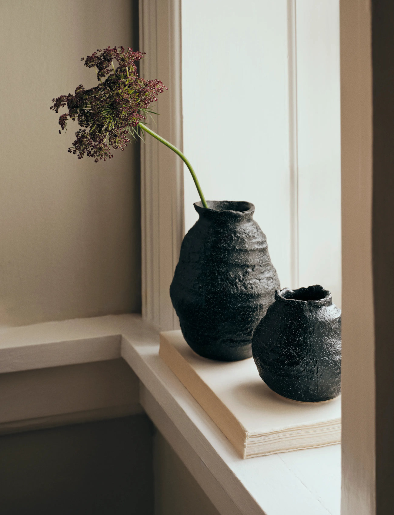 Broste Copenhagen Alma Vase, H16 cm, Black, Vaser > Tulipanvaser, Unisex