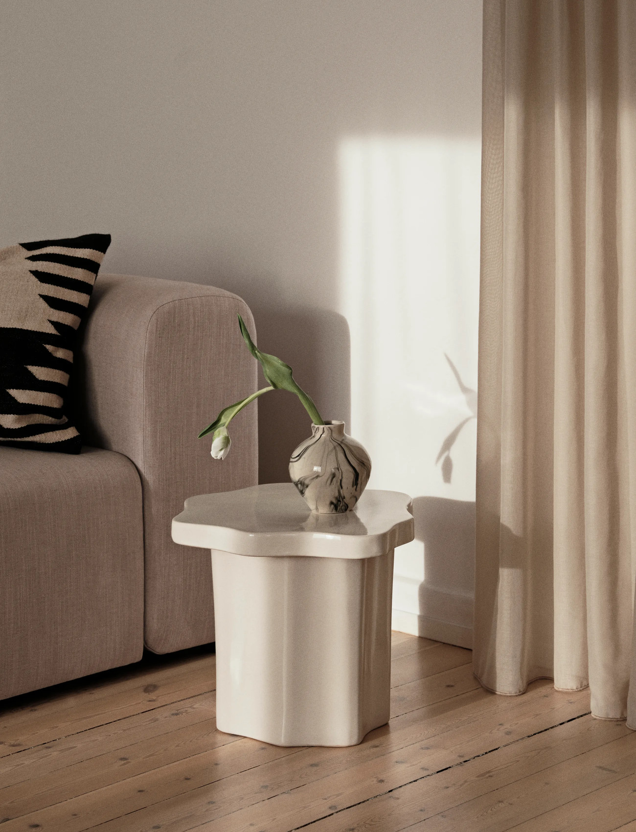 Broste Copenhagen Ingrid Vase S, Ø 14 cm, Beige, Vases > Other Vases, Unisex