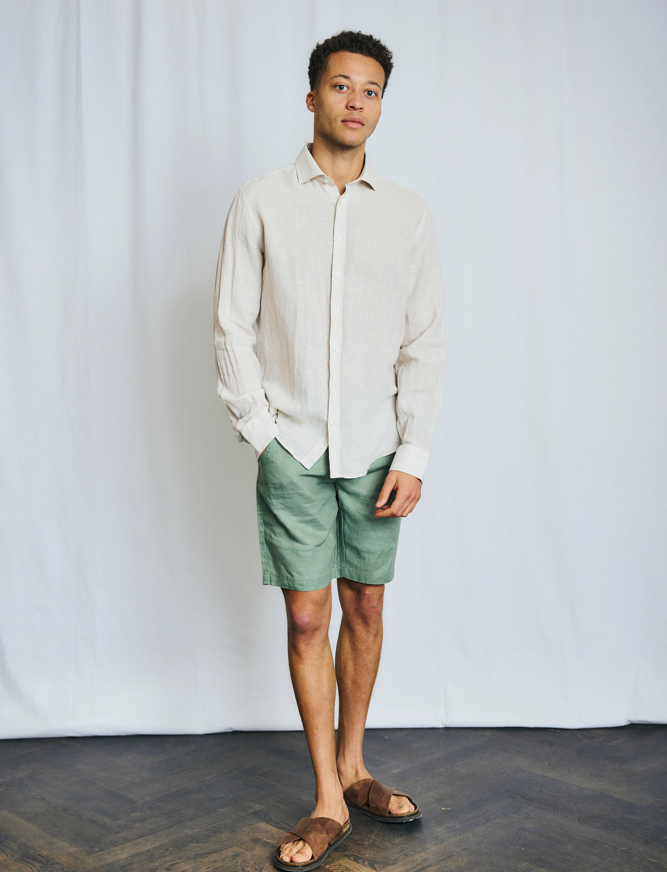 Bruun & Stengade Bs Peppon Regular Fit Shorts, 29, Khaki green, Shorts > Linen Shorts, Herre