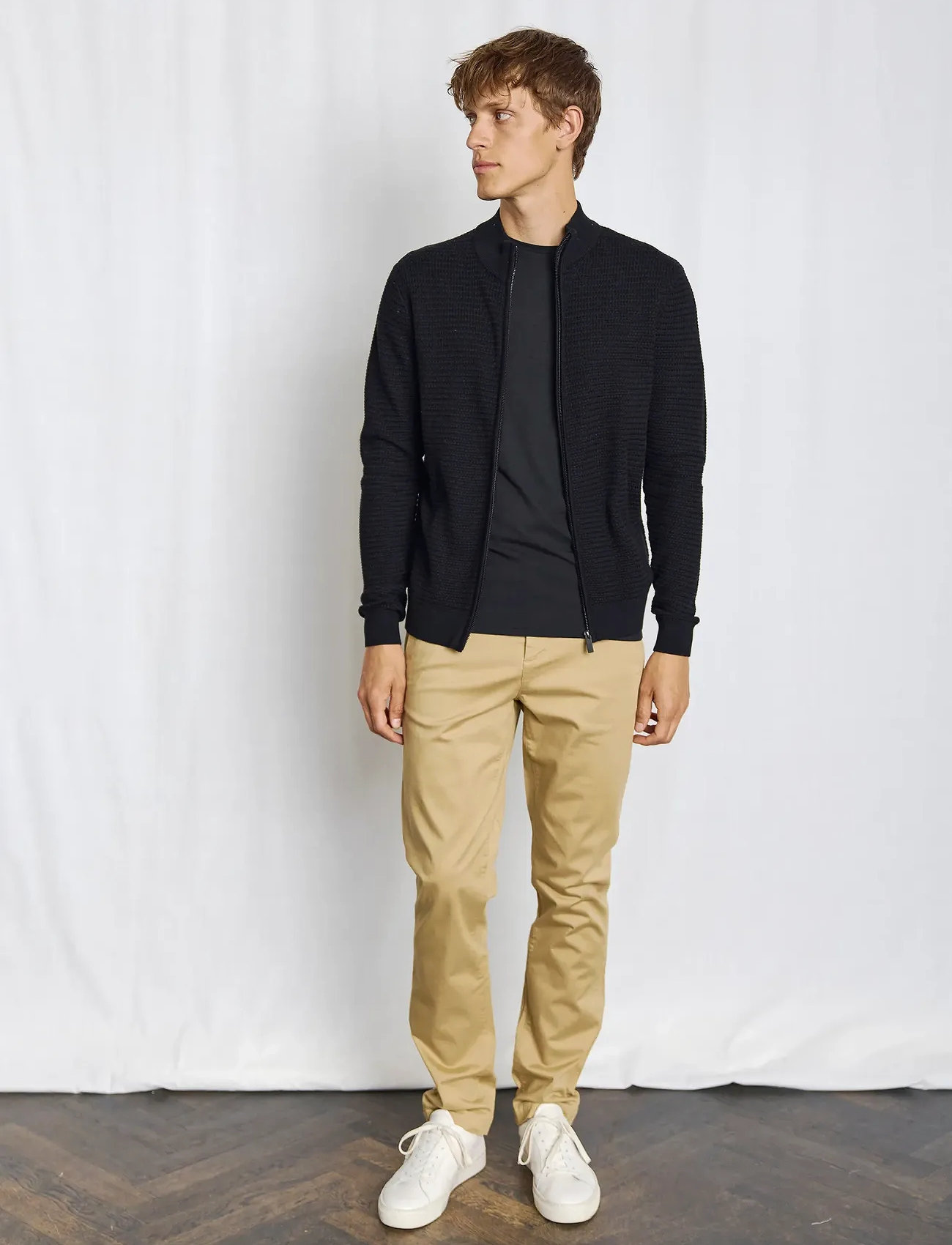 Bruun & Stengade Bs Waldis Regular Fit Knitwear, S, Black, Strik > Trøjer Med Fuld Lynlås, Herre