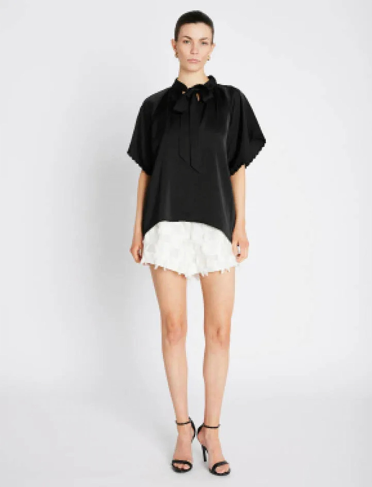 Bruuns Bazaar Beckiabbwendi Blouse, 38, Black, Bluser > Kortærmede, Dame