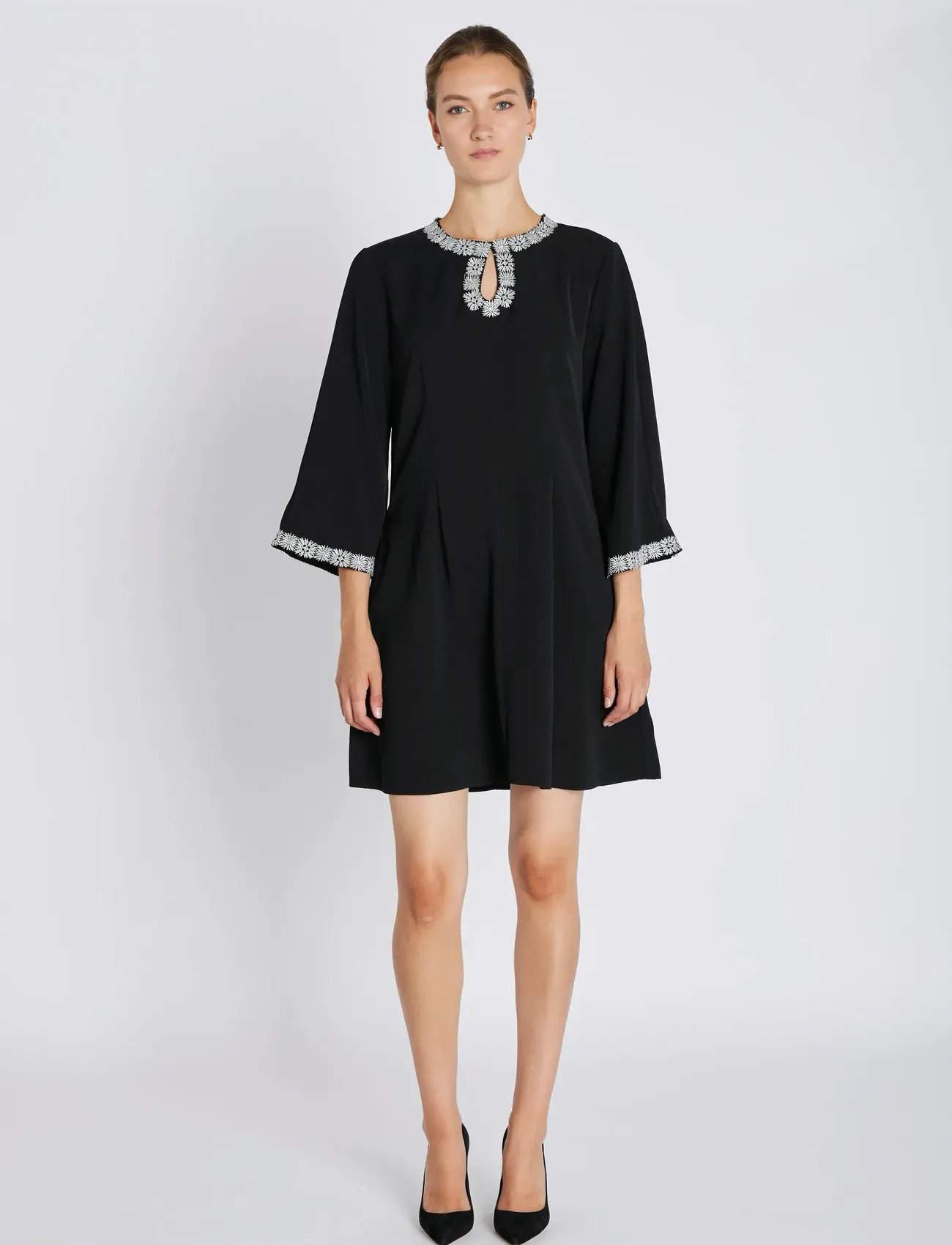 Bruuns Bazaar Almondbbteresa Dress, 36, Black, Kjoler > Kort Kjole, Dame