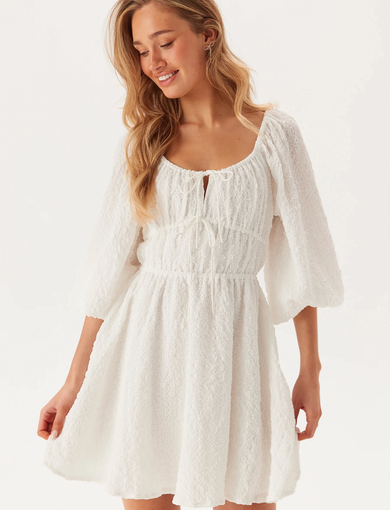 Bubbleroom Diamond Neck Dress, L, White, Kjoler > Kort Kjole, Dame