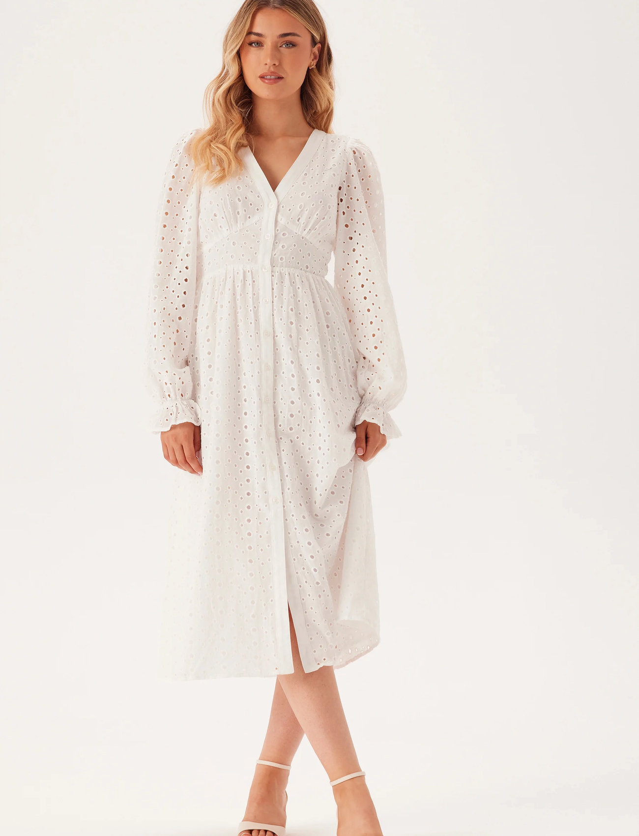 Bubbleroom Broderie Anglaise Midi Dress, 40 x 120, White, Kjoler > Knælange Og Midi, Dame