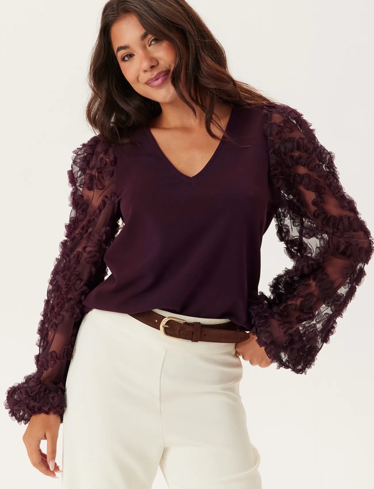 Bubbleroom 3D Floral Sleeve V-Neck Top, 32-34, Burgundy, T-Shirts & Toppe > Langærmede, Dame