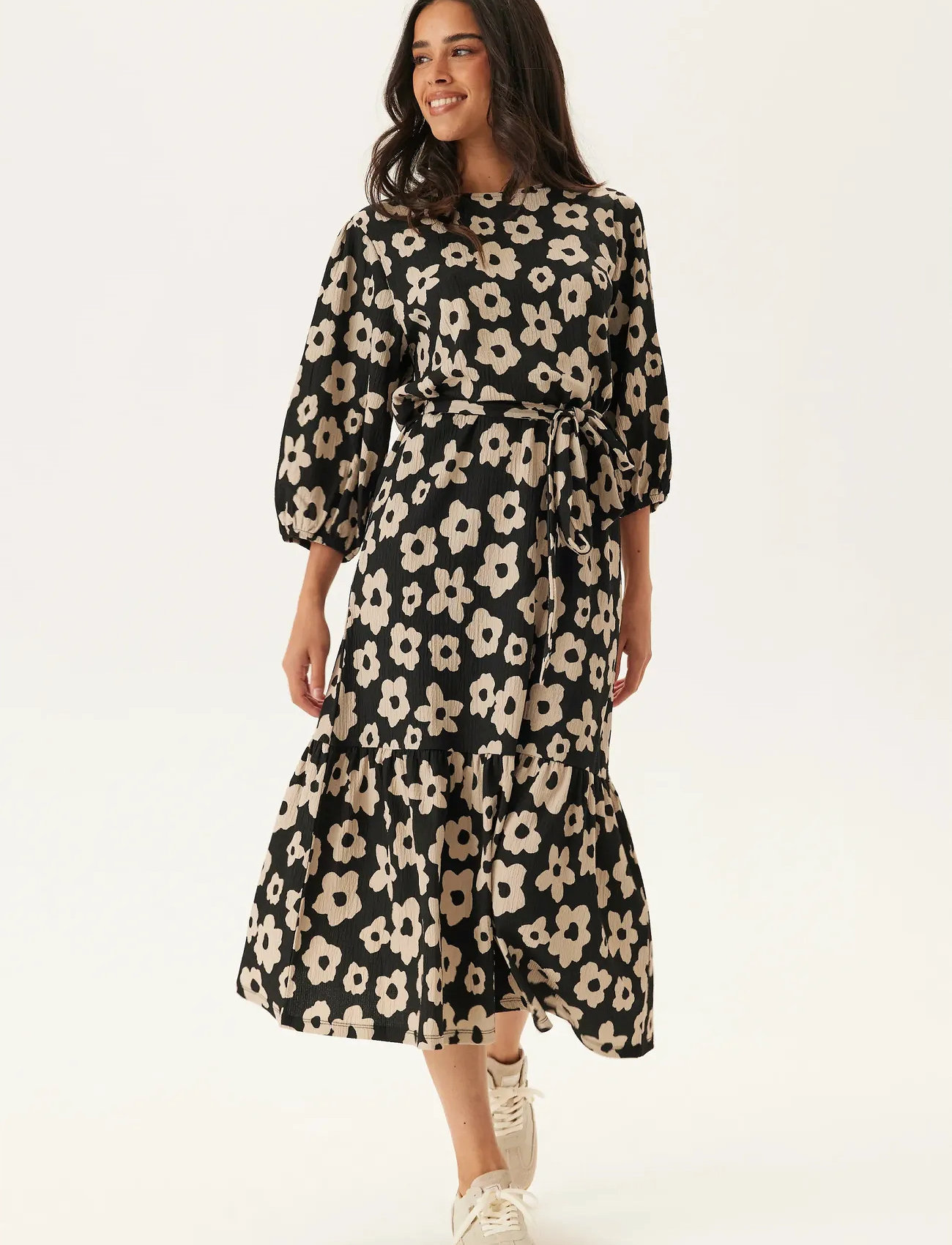 Bubbleroom Structure Flounce Midi Dress, 32-34 x 126, Black, Kjoler > Knælange Og Midi, Dame