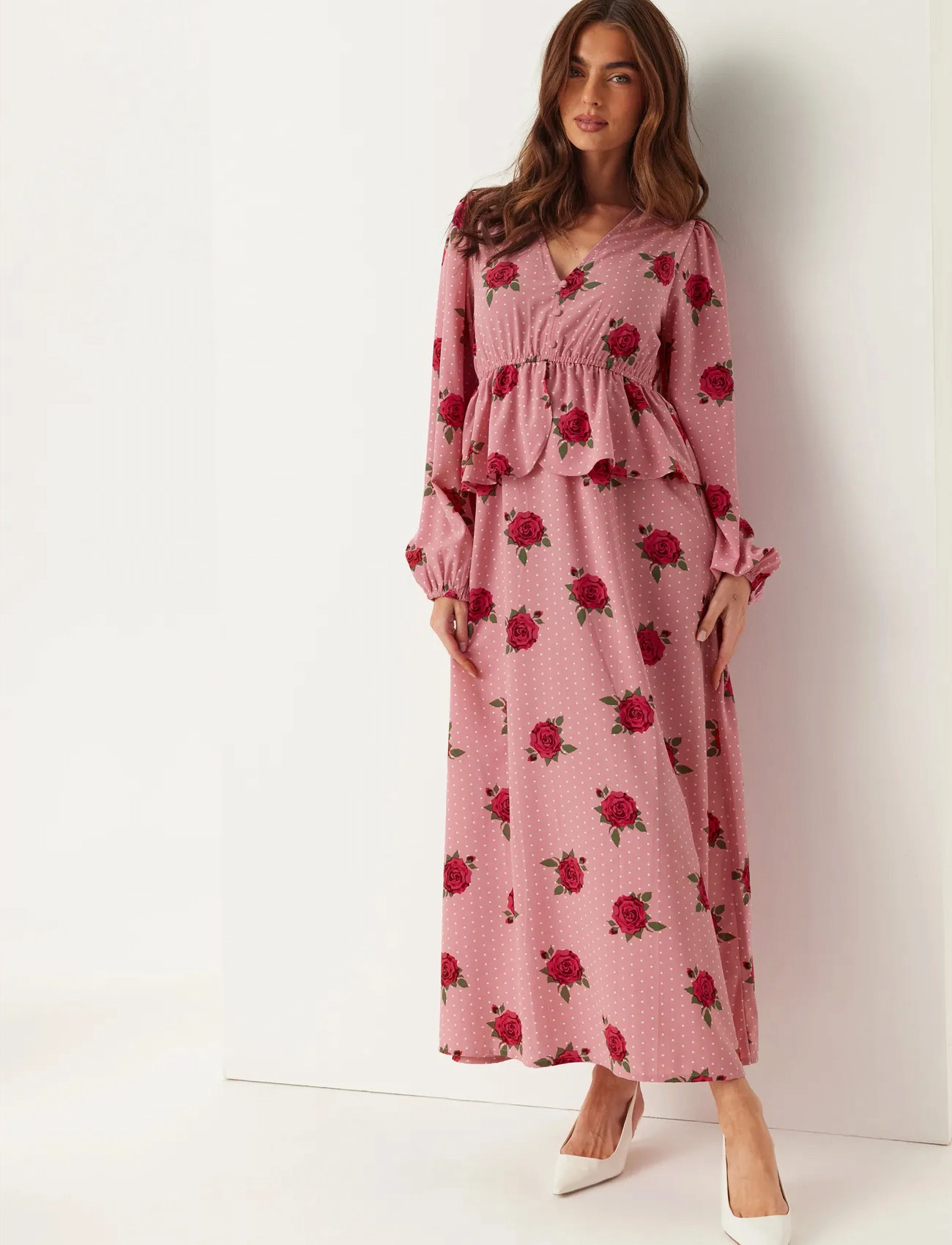 Bubbleroom V-Neck Flounce Maxi Dress, 36, Pink, Kjoler > Maxikjole, Dame