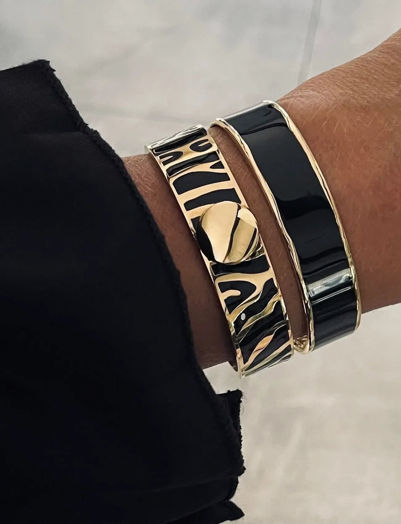 Bud to rose Capri Zebra Bracelet Black/Gold, One Size, Gold, Armbånd > Armringe, Dame