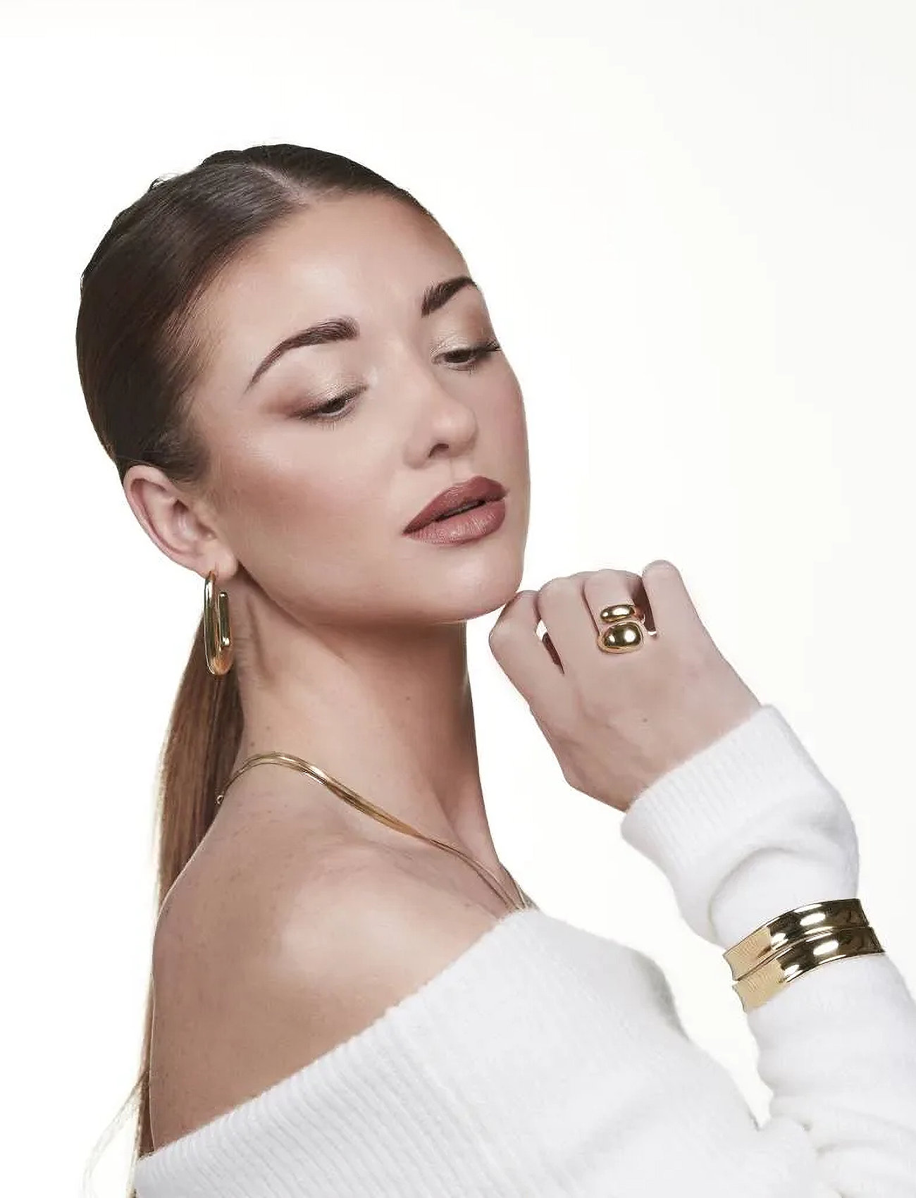 By Jolima Lou Hoop Earring Gold, One Size, Gold, Øreringe > Creoler, Dame