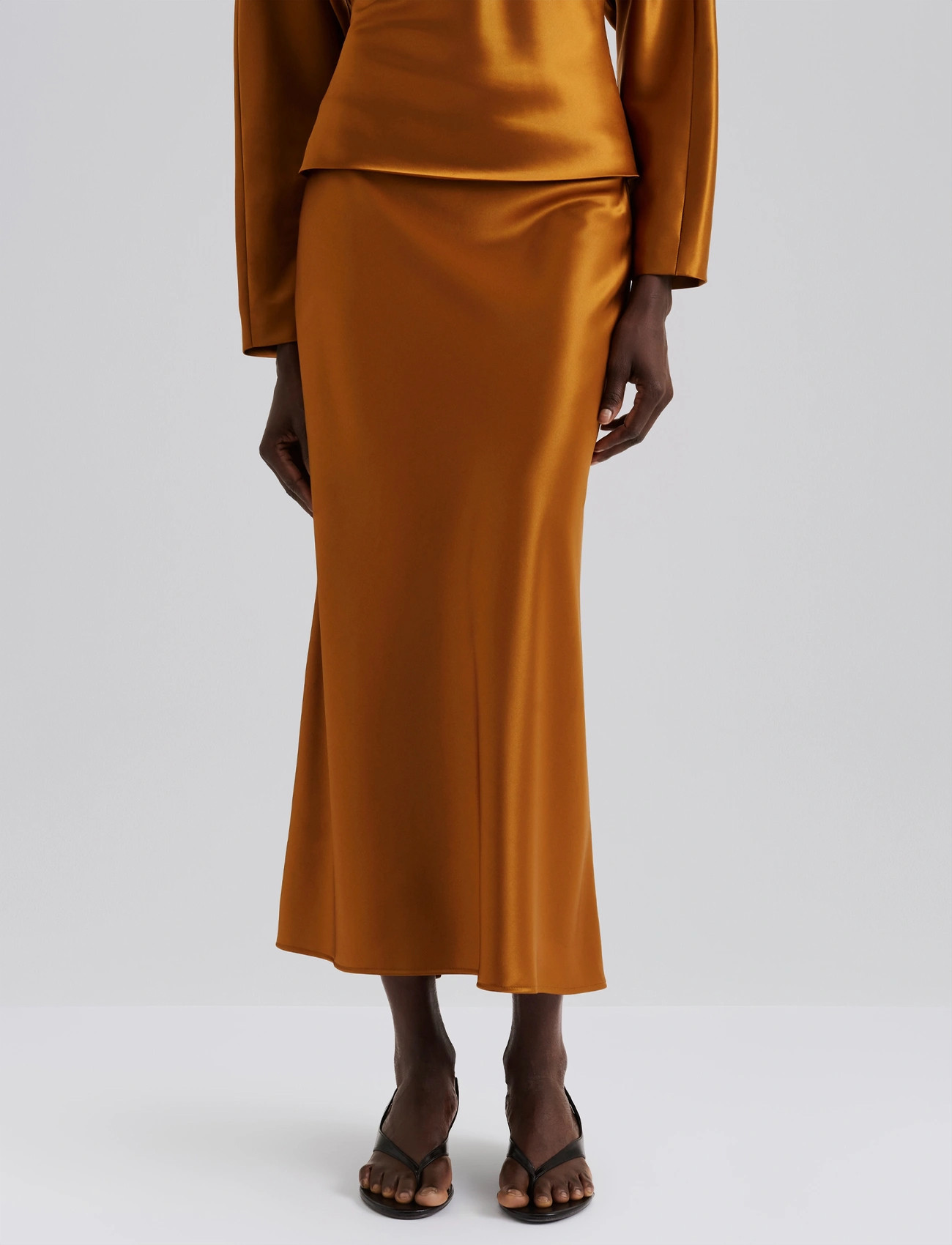 Malina Aubree Satin Maxi Skirt, M, Brown, Nederdele > Maxi Nederdele, Dame
