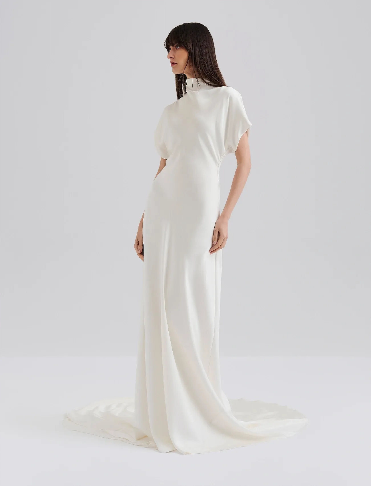 Malina Alivia Short Sleeve Satin Bridal Gown, 38, Cream, Designere > Bridal Dresses, Dame