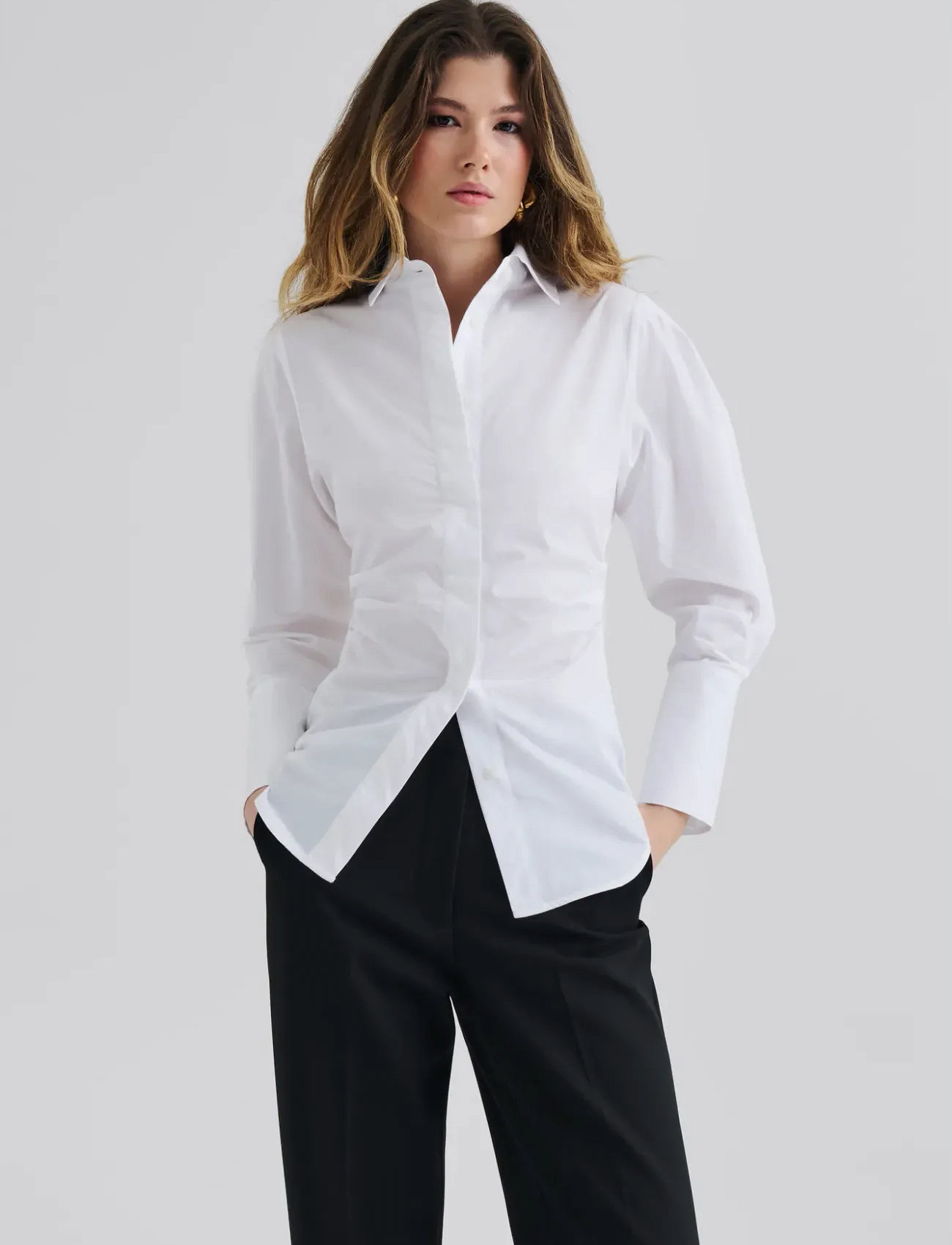 Malina Calisa Fitted Poplin Shirt, 38, White, Skjorter > Langærmede, Dame