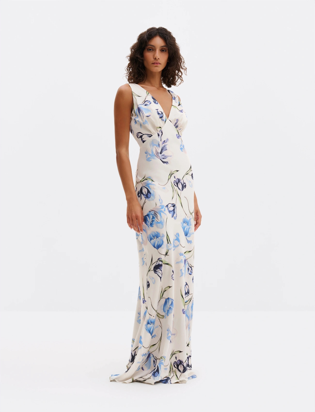 Malina Thelma Open Back Satin Maxi Dress, 44, Blue, Kjoler > Maxikjole, Dame