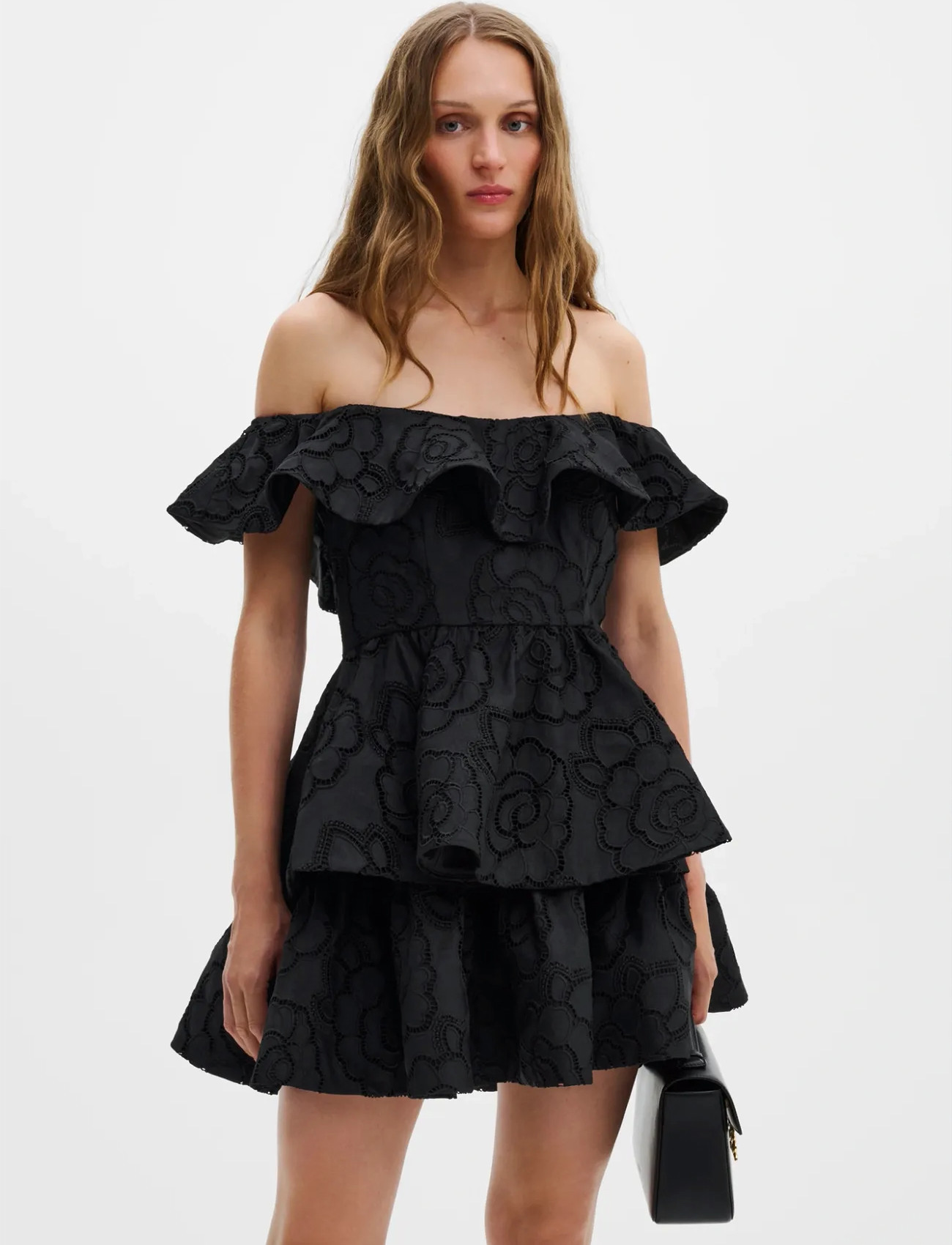 Malina Tracy Off Shoulder Lace Mini Dress, 44, Black, Kjoler > Kort Kjole, Dame