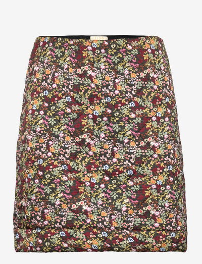Quilted Satin Skirt - kurze röcke - dark blossom
