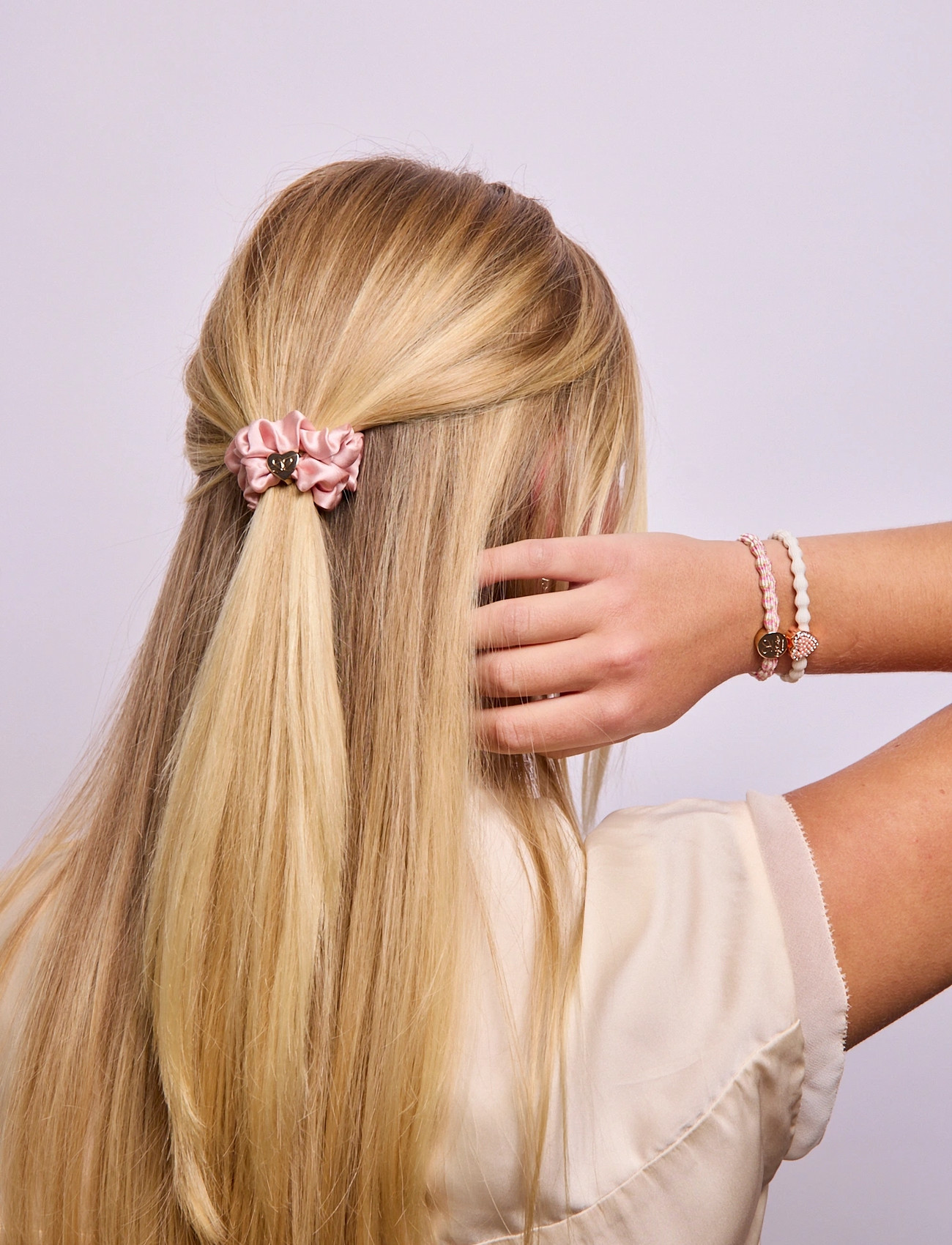 ByEloise I Love You, One Size, Pink, Hårtilbehør > Scrunchies, Dame