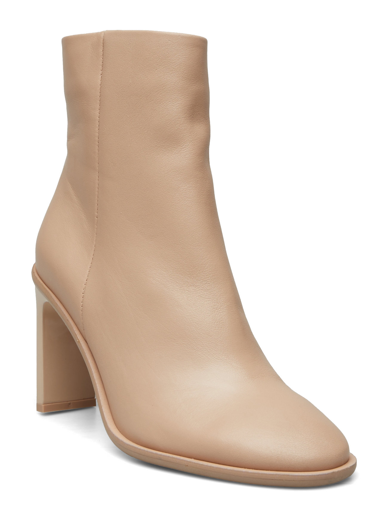 Calvin klein nichol outlet bootie