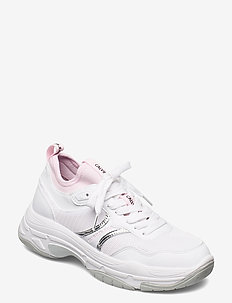 calvin klein sneakers pink