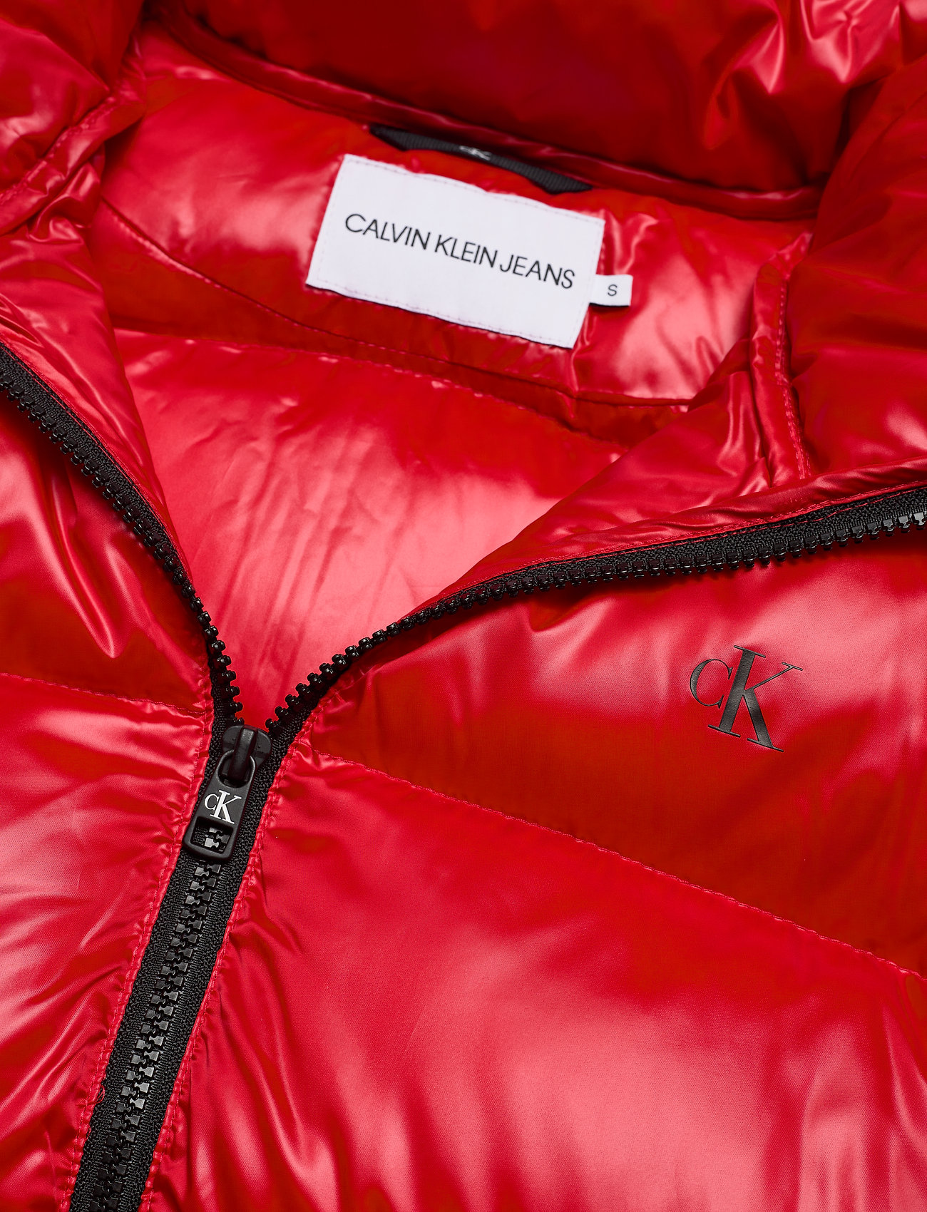 calvin klein mw down shiny puffer