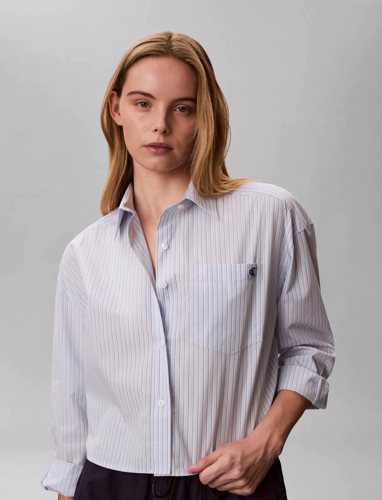 Calvin Klein Jeans Yarndye Cotton Poplin Cropped Sh, L, Blue, Skjorter > Langærmede, Dame