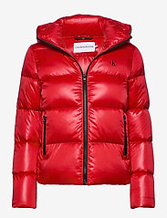 calvin klein mw down shiny puffer