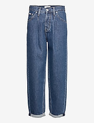 calvin klein jeans baggy