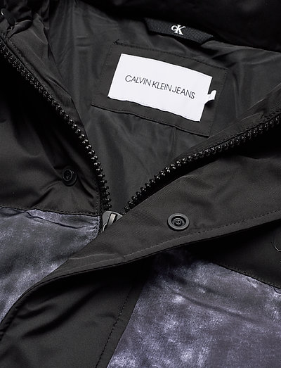 calvin klein cloud print puffer jacket