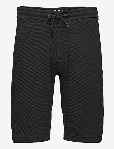 Shorts | Trendy collections at Boozt.com