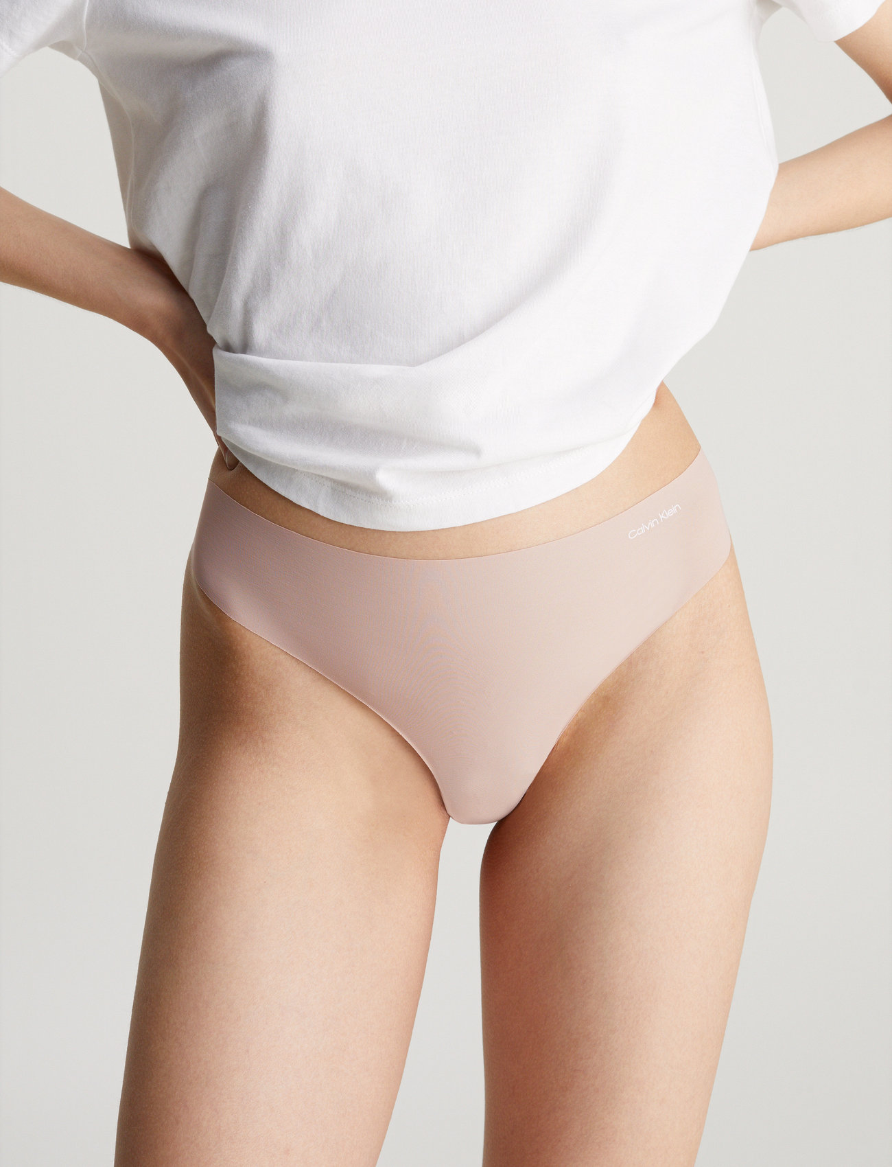 Calvin Klein Thong - Seamless panty - Boozt.com