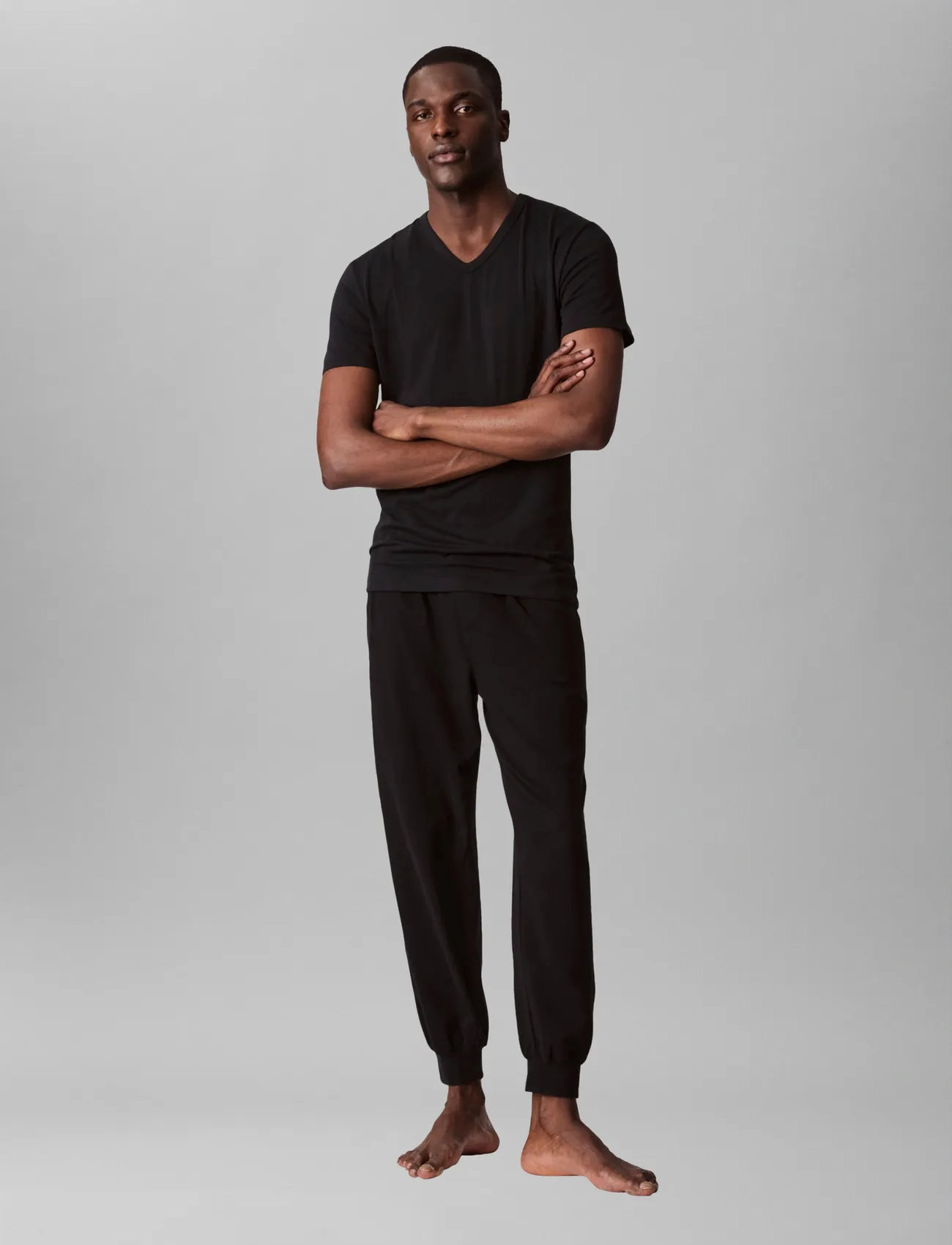 Calvin Klein S/S V Neck 3Pk, S, Black, T-Shirts > Kortærmede, Herre